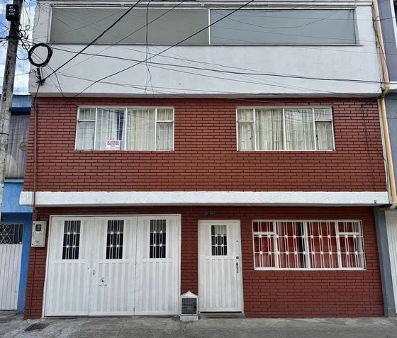 Vendo Hermosa Casa Amplia Y Rentable 