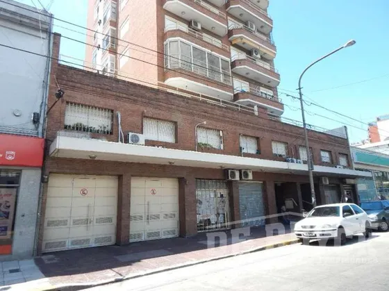 Cochera En Venta En Quilmes Este