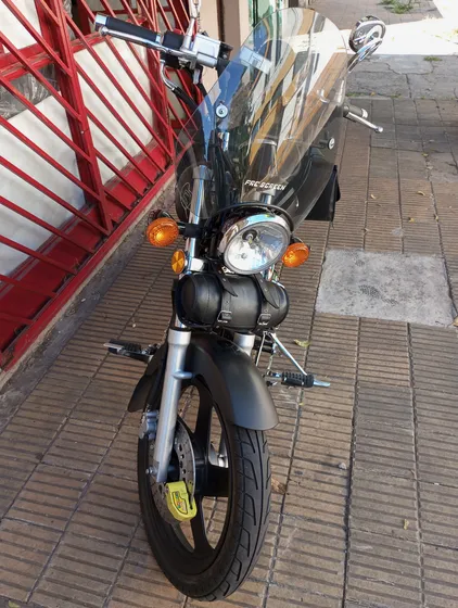 Moto Mondial 250 Custom,con Accesorios Muy Cuidada