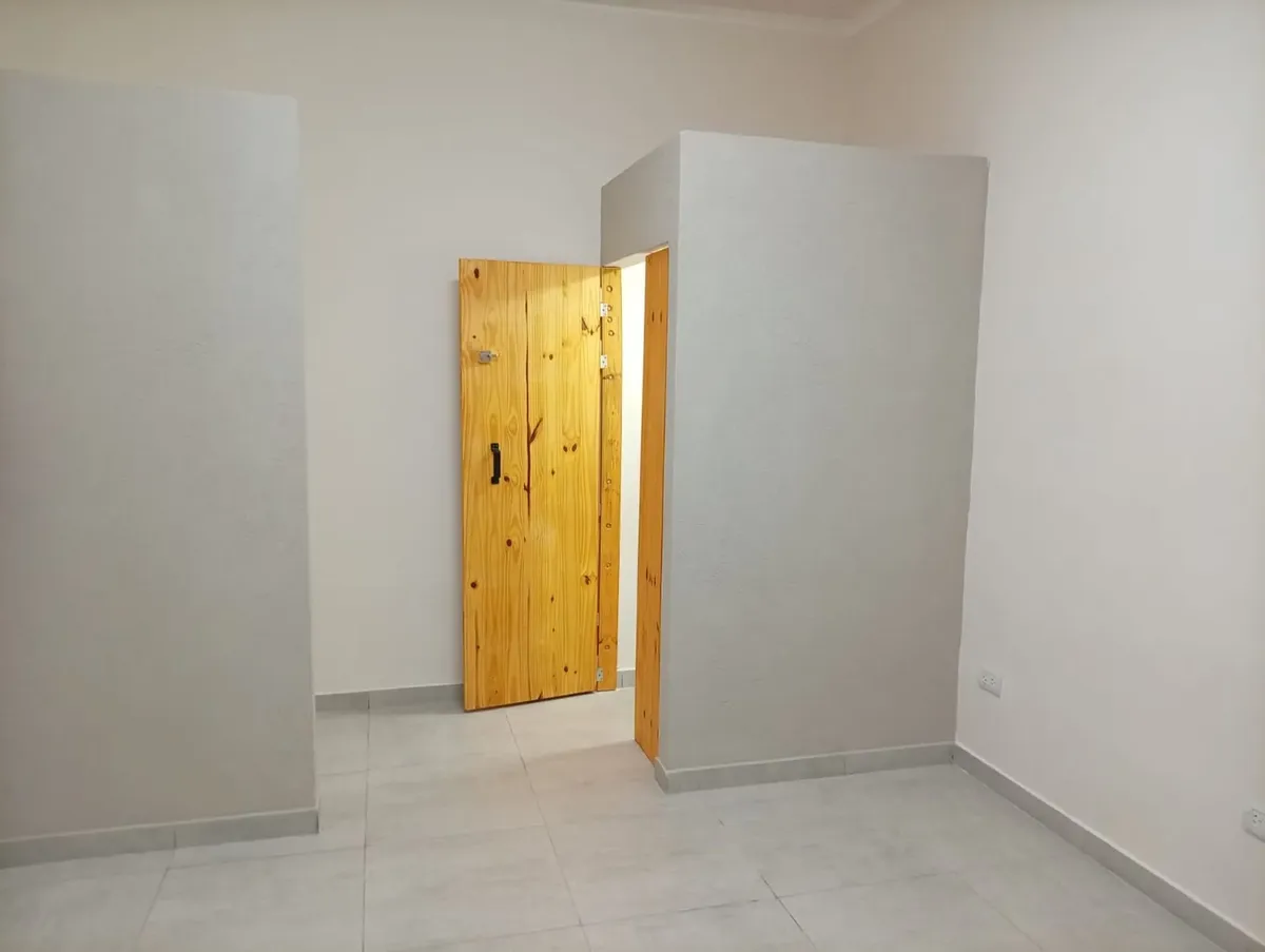 Commercial Premises Near Avenida 7 de Marzo