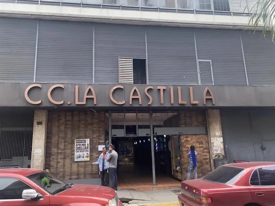 Centro Comercial En La Candelaria En Venta