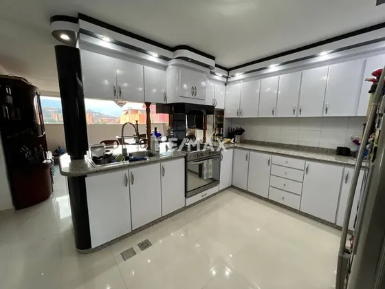 Penthouse En Venta Guaicay.