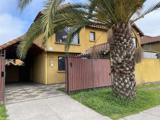 Gran Casa En Avenida Circunvalación (39045)