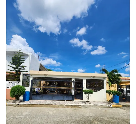 Exclusiva Casa En Venta En Roalva Ii, Hato Nuevo Manoguayabo