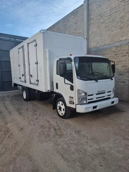 Isuzu Elf 500 Modelo 2010