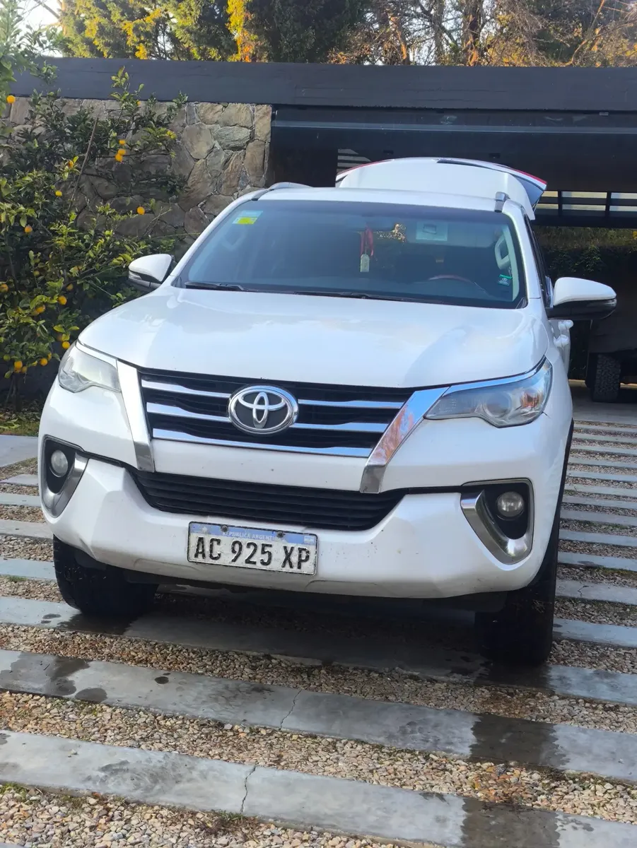 Toyota SW4 2.8 Sr 177cv 4x4