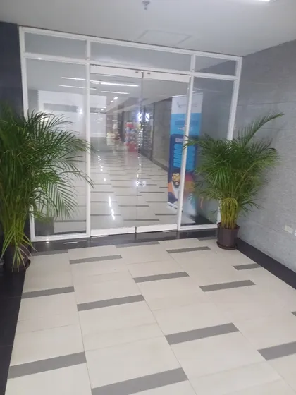 Local Comercial, Peluqueria De Niños Y Barberia