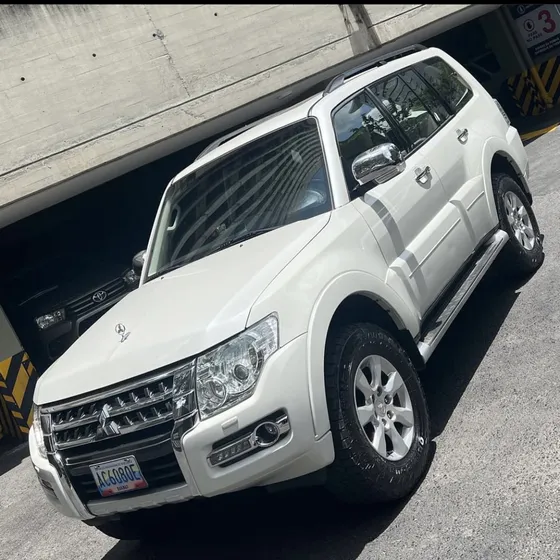 Mitsubishi Pajero Dubai