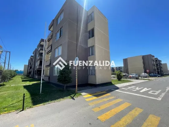 Departamento En Venta De 3 Dorm. En Maipú