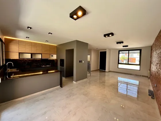 Duplex 3 Dormitorios En Greenville 2