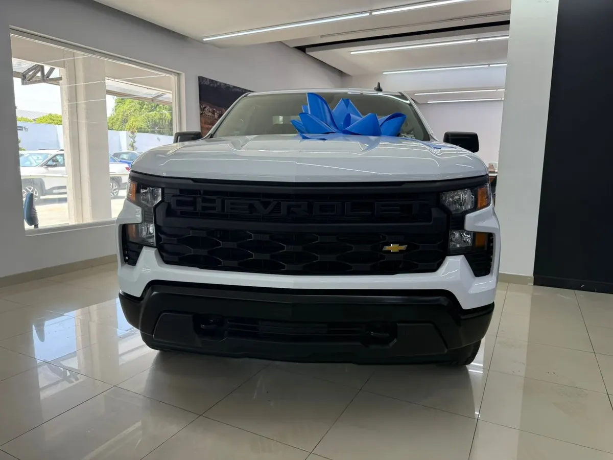 Chevrolet Silverado 2026 5.3 V8 Cabina Regular 4x4 At