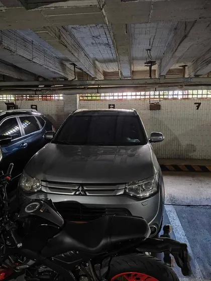 Mitsubishi Outlander 3.0l