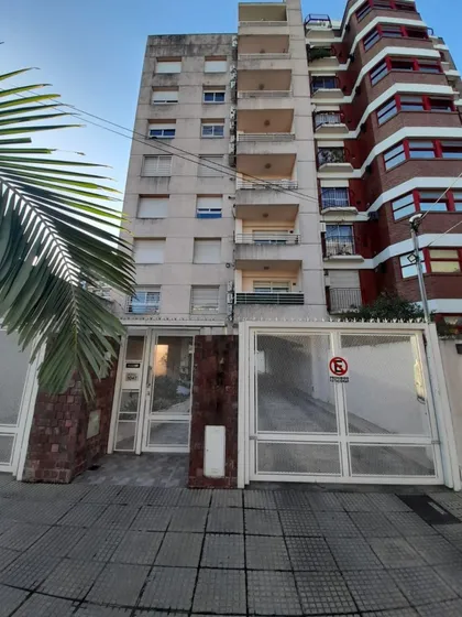 Departamento En Venta, 3 Ambientes En Morón 