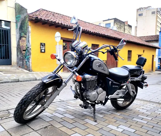 Suzuki Gz 150a Modelo 2015 / 39.000 Km / Bogotá