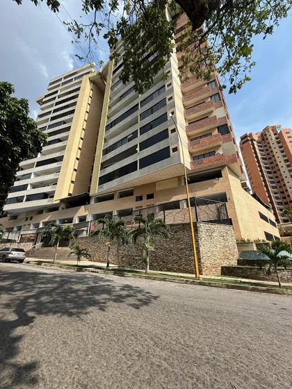 Mc Apartamento En Res. Mantova  Torre Aurora, Las Chimeneas