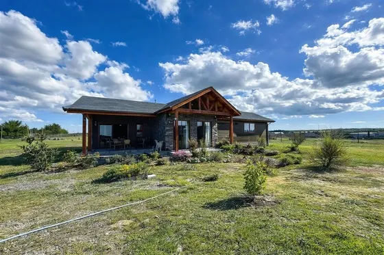 Parcela 5.000 M² Con Casa Y Piscina En Litueche