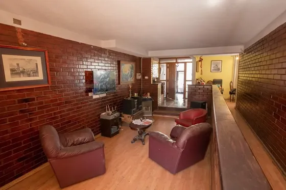 Casa 2 Pisos Mas Mansarda, 236mts2 / Ñuñoa