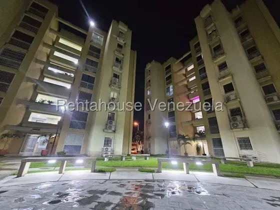 Hermoso, Moderno Y Amoblado Apartamento En Venta En Urb. Villas Geicas, La Morita I (jbra Cod. 27-630)
