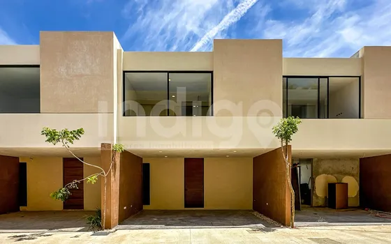 Casa En Venta En Mérida Tipo Townhouse De 3 Recámaras En Zennova, Dzityá