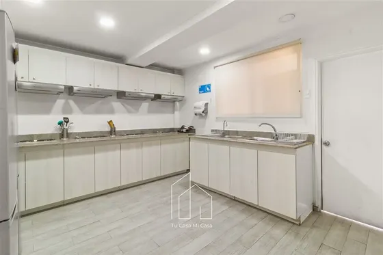 Casa En Venta De 17 Dorm. En Providencia