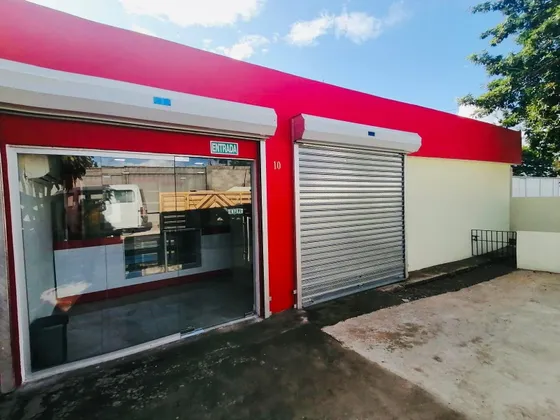 Se Vende Local Comercial Con 2 Apartamentos De 503 Mts2