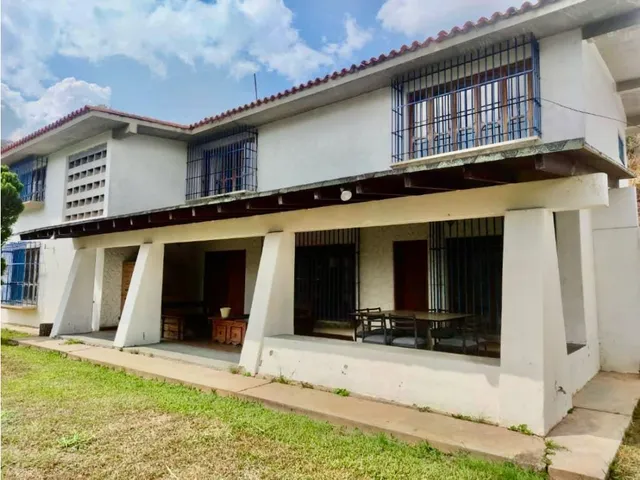 Se Vende Casa 1.000m2 Terreno Valle Arriba