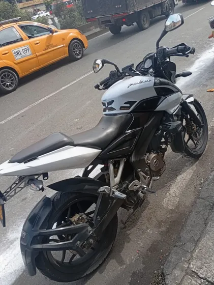 Pulsar Ns 200 En Excelentes Condiciones