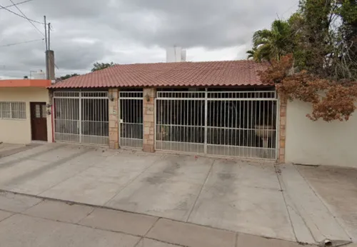 Casa En Venta, Recuperación Bancaria, Col. Morelos, Guamuchil, Sinaloa. Laab2