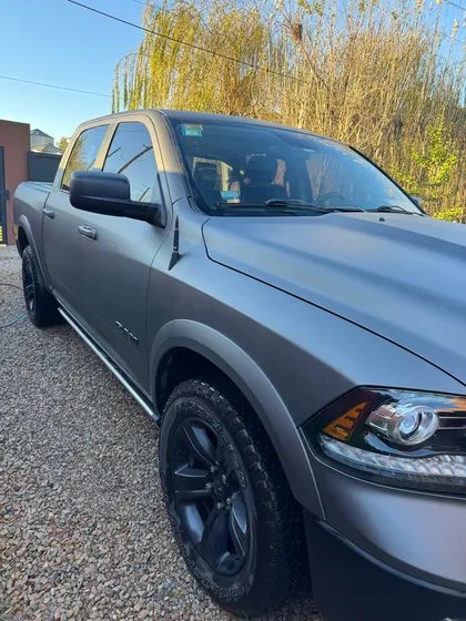 Ram 1500 5.7 Laramie Atx V8