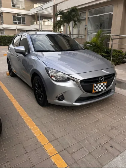Mazda 2 1.5 Touring