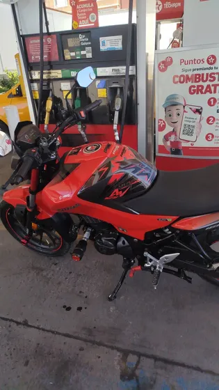 Moto Hunk 160r, Unico Dueño. Cómo Nueva, Soat Y Tecno Oct 25