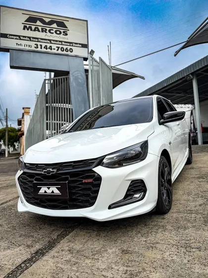 Chevrolet Onix 10tat Rs