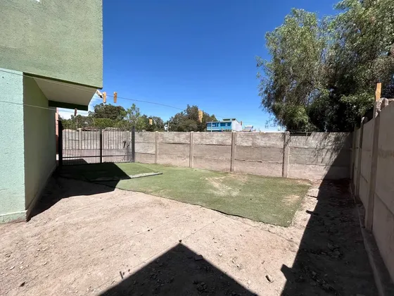 Se Vende Casa (83233)