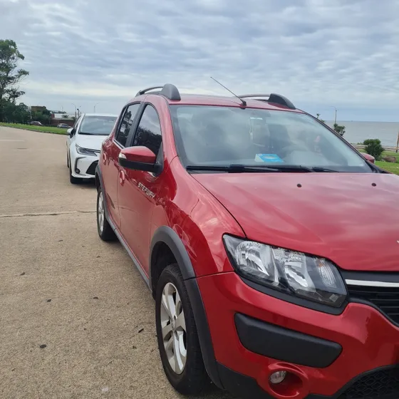 Renault Sandero Stepway 1.6 Privilege 105cv