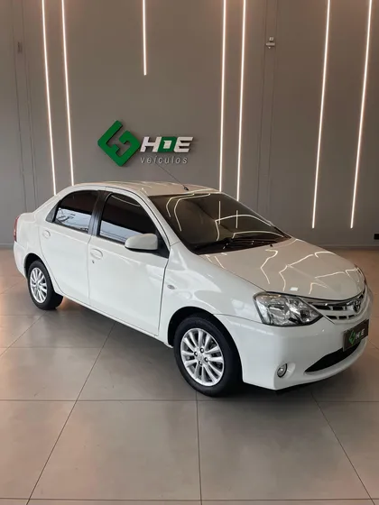 Toyota Etios 1.5 16v Xls 5p