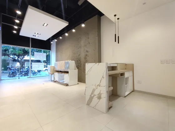 Local En Arriendo En Caobos. Cod A27743