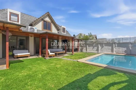 Preciosa Casa En Venta 3d 3b / Alto Macul Camino Las Cumbres
