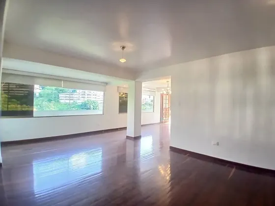 Bello Apto Ph Dúplex En Alquiler, En Av. C De Urbanización Santa Rosa De Lima