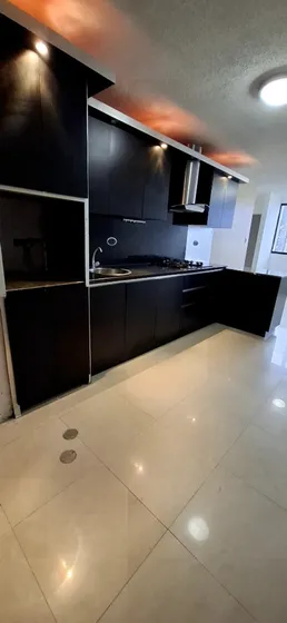 Vera Casa Inmobiliaria Alquila Apartamento En Buenaventura Paraparal Jlop