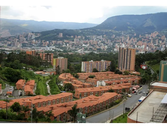 Vendo Linda Y Acogedora Casa En Rodeo Alto