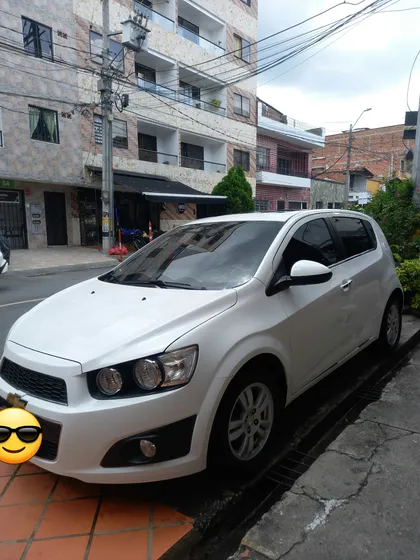 Chevrolet Sonic 1.6 Lt 5 P