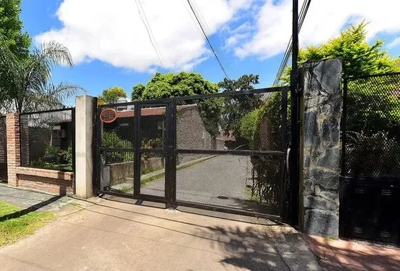 Venta Casa 4 Dormitorios Ituzaingó Norte Con Cochera