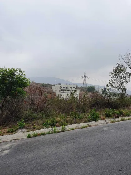 Terreno En Venta En Jardines De Valle Alto En Monterrey