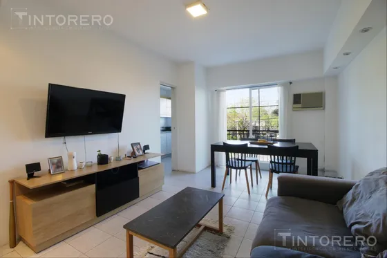 Venta Dpto 3amb Castelar Norte Centro Al Frente Balcón Y Cochera