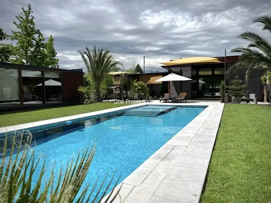Ideal Familia E Inversión: 2 Casas 2 Deptos Galpon 400m2