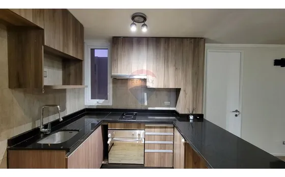 Macul: 1d+1b En Condominio Con Piscina Y Gym