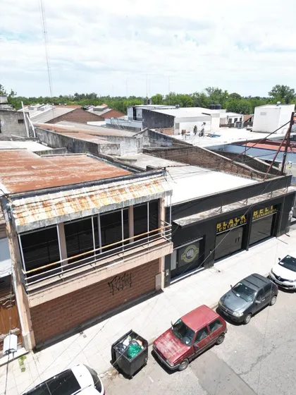 Excelente Propiedad Centrica En Venta - Amplitud De Rubros Comerciales