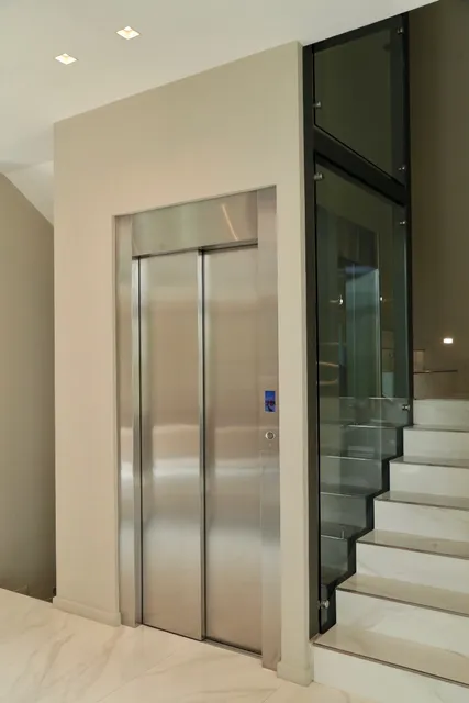 Ascensor Electromecánico 8 Paradas 450kg Instalado