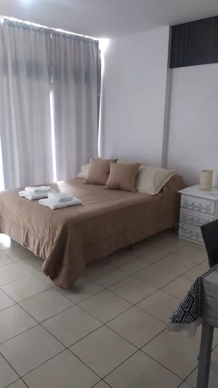 Departamento En Venta Centro Rosario Urquiza Al 1700 Amplio C/ Balcón Seminuevo.