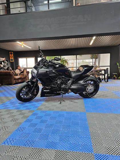 Ducati Diavel